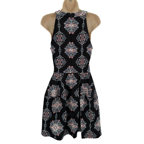 Mossimo Womens Black Medallion Print Back Zipper Fit & Flare Dress Size S - Picture 3 of 9